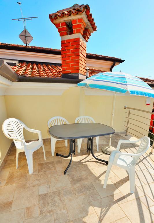 Apartments Sv. Pelegrin Umag Exterior photo